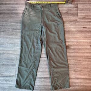 Columbia Sportswear Company‎ Men's Green Omni Dry GRT Utility Pants Size 32